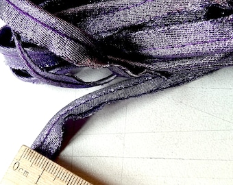 Purple lurex piping