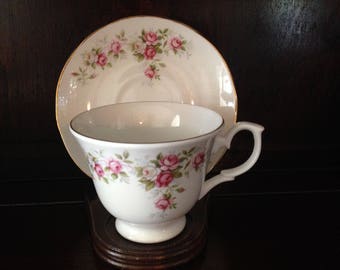 Vintage Royal Court Tea cup and Saucer