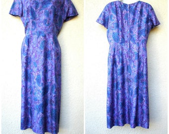 1950s SILK DRESS. Watercolor Print Dress. Sheath Dress. 1960s Day Dress. Jackie Kennedy Era Dress. Garden Party Dress. Purple Dress. M