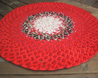 New Ready To Ship Hand Braided Round Christmas Rug / Floor Carpet / Rag Rug for Bathroom, Kitchen , Entry, Kids Room, Nursery, Bedroom