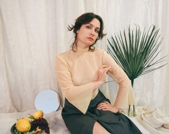 Valeriana Sheer Bell Sleeves Top
