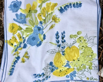 Vera Neumann Springtime... vingage napkins in blue and yellow, vintage linens, vintage napkins, Vera linens, Vera Neumann napkins,