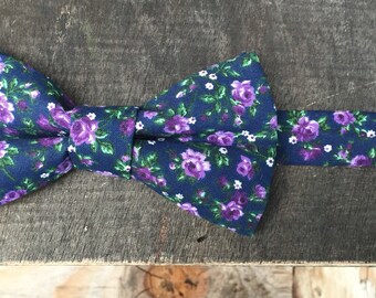 SALE! The Midnight Garden - Dark Floral Bow Tie