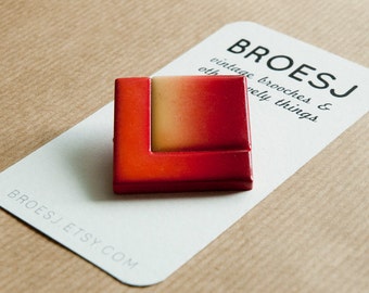 Red Geometric Brooch Pin Plastic