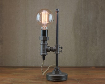 Minimalist Lamp - Industrial Desk Lamp - Edison Bulb Light - Steampunk