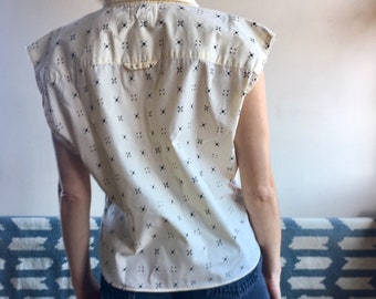 Vintage Boxy Crop Top | Breezy Summer Button-Up | 1980s Geometric Pattern