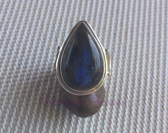 Sterling Silver Labradorite Ring