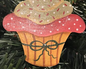 Cupcake Ornament, Ornament, Cupcake, Glitter, Teacher Gift, Holiday Decor, Renee Mullins
