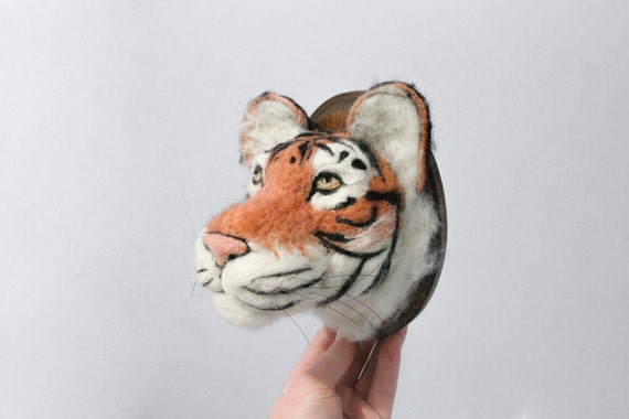 Faux Taxidermy Siberian Tiger (Panthera tigris altaica)