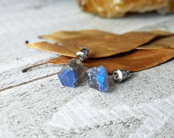Labradorite earrings - labradorite studs - labradorite stud earrings - raw labradorite - labradorite jewelry - gemstone studs - labradorite