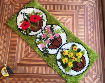 Retro Vintage Shag Wall Hanging