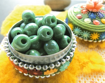 set of 20 vintage silky green-blue beads, 1950'