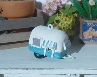 Dollhouse Miniature Camper Birdhouse