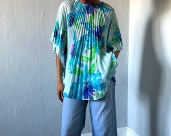 1960s Tent Parachute Floral Pullover Flowerchild Pleated Blouse