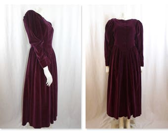 Droopy Browns Deep Burgundy Velvet Maxi dress