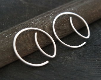 SILVER HOOP EARRINGS // unique silver earrings // nickel free silver hoop earring