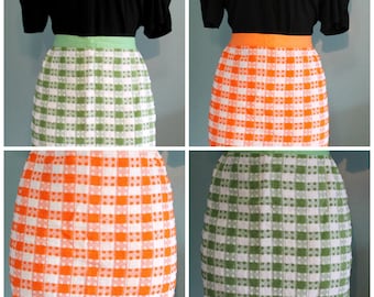vintage white/green plaid apron,white/orange plaid apron,plaid apron,green apron,orange apron,gifts,cooking,baking,Bar-B-Q