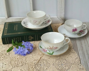 Set of 3 Mismatched Tea Cups | Vintage Fine China | Fine Porcelain | Wedding Party | Mismatched Tea cups | Mismatched China | Tea party