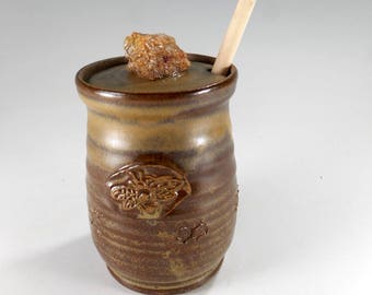Ceramic honey dipper pot, pottery honey jar, stoneware honey jar with dipper stick, pottery honeypot, ceramic honey pot with bee, honey jar