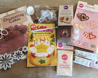 Wilton Cake Decorating KIT, over 30 Pieces for Cake Decorating Wedding Cake New Baby Shower Graduation Mother's Day