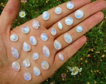 Your Custom Moonstone Ring / Rainbow Moonstone Ring / Sterling Silver Ring / Blue Moonstone / Moonstone Jewellery / Silver Moonstone Jewelry