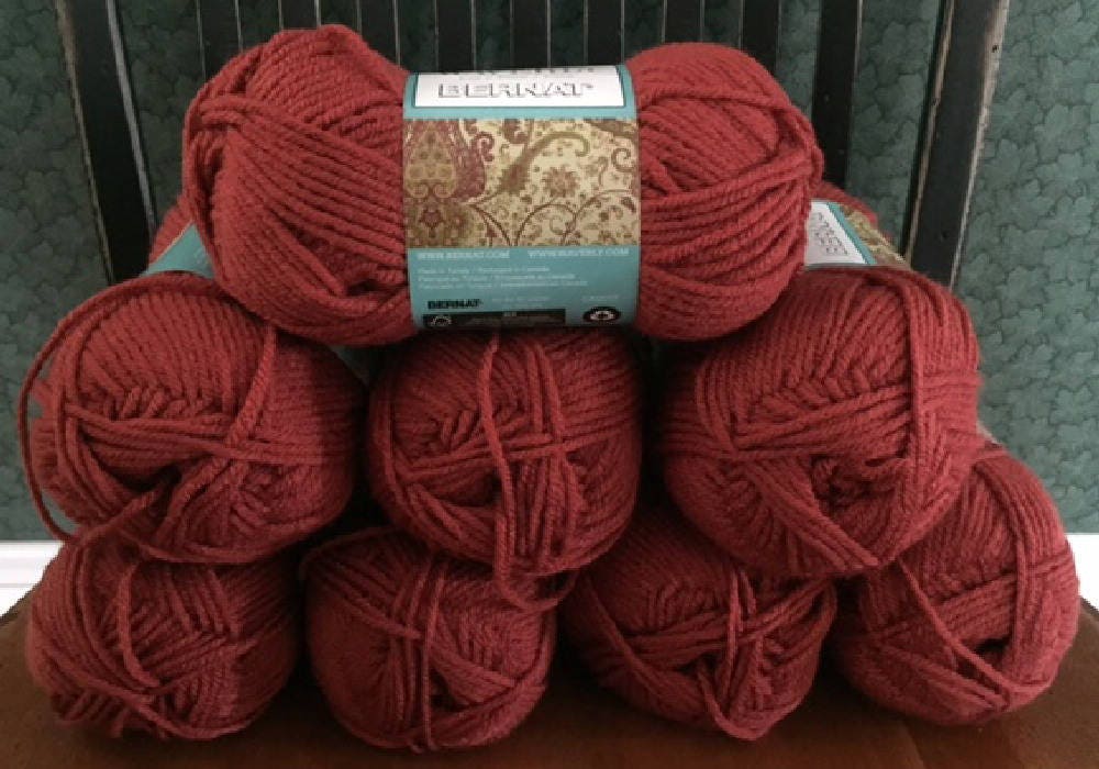 lot of 8 Bernat Waverly soft worsted category 4 yarn PORCELAIN