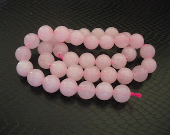 38 beads semi precious Jade 10 mm