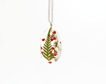 Real flower necklace, flower jewelry, flower gift, nature gift, unique gift, gardener gift, handmade gift, homemade gift, flower necklace
