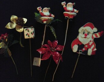 Vintage Christmas Floral Picks Soft Plastic Santas Gift Pinecone Flower Glitter Poinsettia Flocked Cardboard Crafts Arrangements Lot of 7