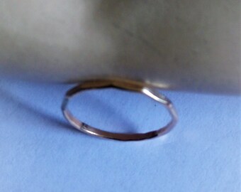 14 ct gold fill ring facetted to catch the light sizes available Q....8 M.....6 1/4 L......5 3/4