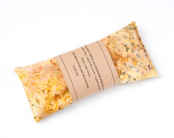 Lavender Eye Pillow, Heating pad, Eye Pillow, Spa Gift, Sleep Aid, Organic flax pillow, Relaxation, Savasana, Eye mask, Golden paisley