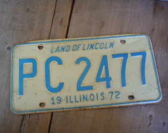 Vintage License Plate Old 1972 Illinois Blue and Cream Metal Rustic Patina Decor Auto Car Collectible Man Cave Garage Bar Pub Decor