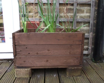 Garden planter small