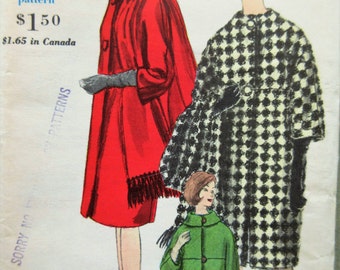 Vintage Vogue 5666 Sewing Pattern, 1960s Coat Pattern, Barrel Coat, 1960s Sewing Pattern, Bust 32, Mod Coat Pattern, Three Quarter Sleeves