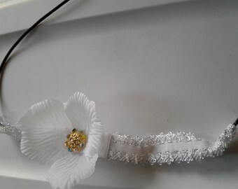Jewelry set (earrings and hair accessories) buy 2 items get 1 free