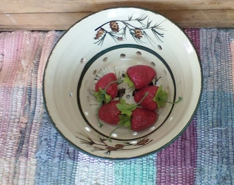 Pine cone design berry bowl - colander - handmade ceramic strainer - Rustic Fruit Bowl - Pottery Berry Bowl - pottery strainer - berry1006
