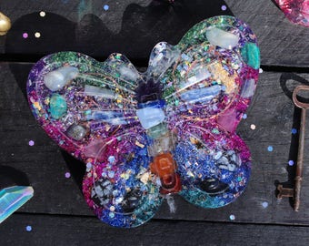 Orgonite® - Butterfly - Chakras - Spirit Animal - Handmade - Orgone Generator® - Rainbow - Crystals - Gift - EMF Protection - HoodXHippie