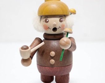small smoker Herbalist wooden figure fig Ore Mountains