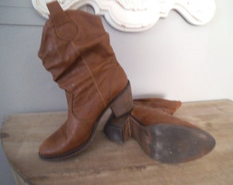Vintage slouch Western Boots ~ Woman's Size 7 ~ Soft Caramel Brown ~