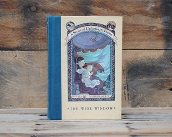 Hollow Book Safe - A Series of Unfortunate Events 3 - Hollow Secret Book