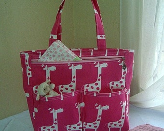 Diaper Bag tote. Giraffes white and fuccia!!