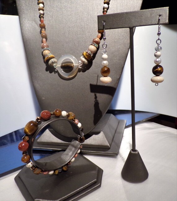 Tigers eye Galore