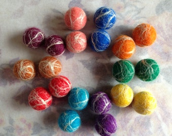20 The Perfect Circle - Wet Felted Earring Balls, 22 mm Merino Wool - WHITE soft Silk Infusion