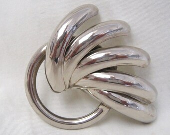 Vintage Silver tone Brooch