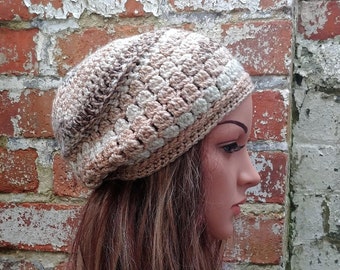 Beige crochet beanie , Women's beanie hat . Slouch beanie . Crochet hat . Wool hat for women.