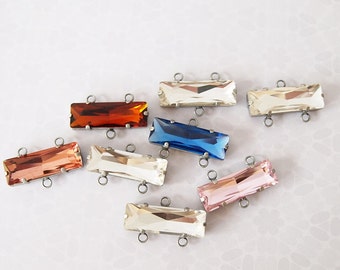 1 Glass Rhinestone Pendant Connector Rectangle Colour Clear Metal Antique Silver Tone Base Size 10x30mm