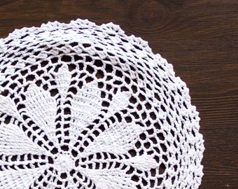 White Crochet Vintage Doily Lace doily centerpiece