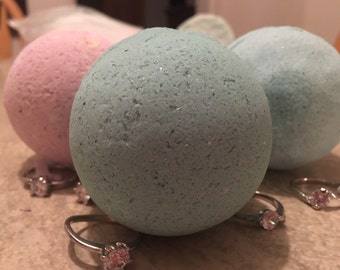 Surprise Inside Ring Bath Bombs