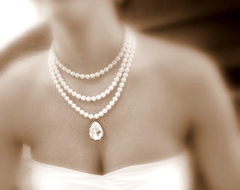 Bridal statement necklace, Bridal pearl necklace, Wedding jewelry, Swarovski crystal necklace, Wedding necklace, Vintage style necklace