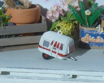 Dollhouse Miniature Camper Birdhouse